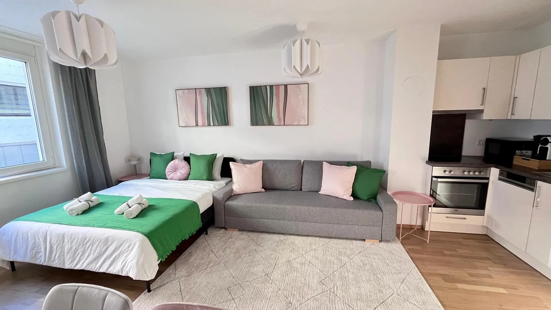 Funky Apartment Near Central Station Free Parking Vienna 0*,  Austria